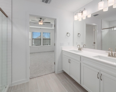 109 Ventura Dr - Photo Thumbnail 15