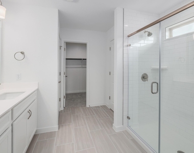 109 Ventura Dr - Photo Thumbnail 16