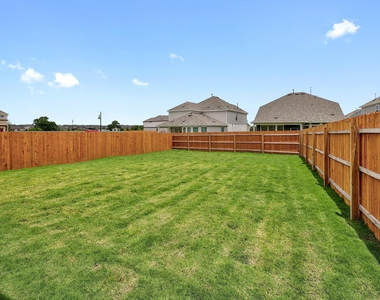 109 Ventura Dr - Photo Thumbnail 26