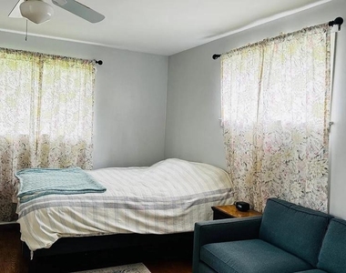 5024 River Road - Photo Thumbnail 6