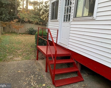 5024 River Road - Photo Thumbnail 12