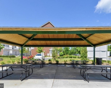 13312 Waterford Hills Boulevard - Photo Thumbnail 31