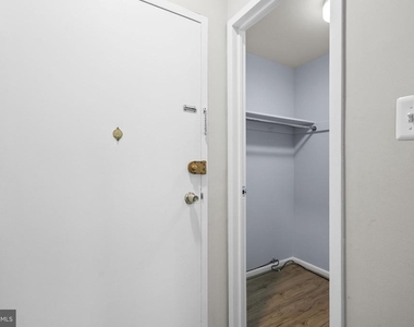 10320 Rockville Pike - Photo Thumbnail 2