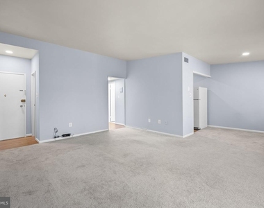 10320 Rockville Pike - Photo Thumbnail 7