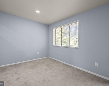 10320 Rockville Pike - Photo Thumbnail 9