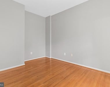 19028 Noble Oak Drive - Photo Thumbnail 5