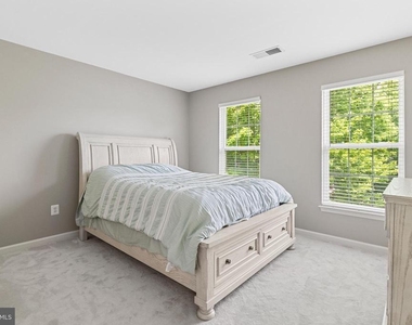 19028 Noble Oak Drive - Photo Thumbnail 23