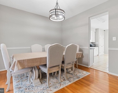 19028 Noble Oak Drive - Photo Thumbnail 4
