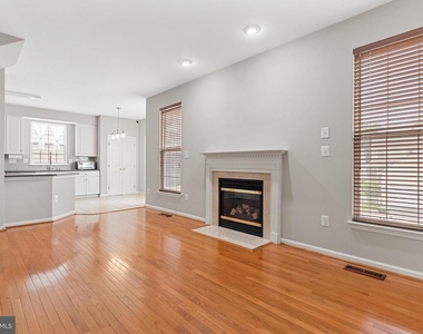 19028 Noble Oak Drive - Photo Thumbnail 11