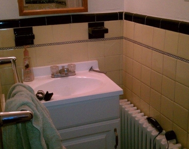 9412 Columbia Boulevard - Photo Thumbnail 26