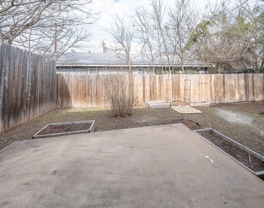 6001 Cameron Rd - Photo Thumbnail 22