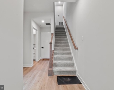 9826 Posterity Ln - Photo Thumbnail 4