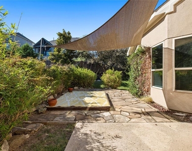 15201 Joseph Dr - Photo Thumbnail 30