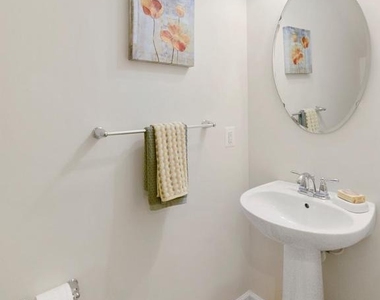 6436 Alan Linton Boulevard E - Photo Thumbnail 12