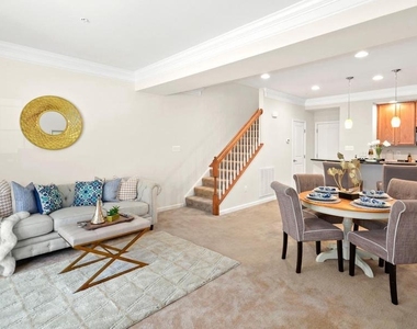 6436 Alan Linton Boulevard E - Photo Thumbnail 4