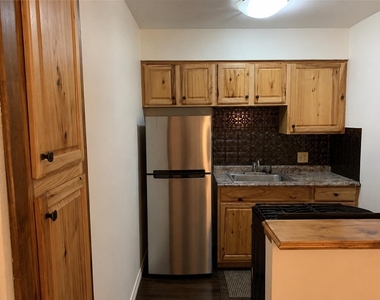 1111 W 10th St - Photo Thumbnail 2