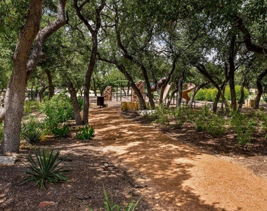 4205 Lynette Ln - Photo Thumbnail 33