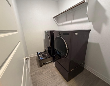 4205 Lynette Ln - Photo Thumbnail 27