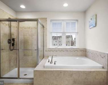 5412 Spotswood Place - Photo Thumbnail 12