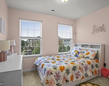 5412 Spotswood Place - Photo Thumbnail 18