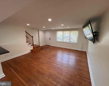 1583 Doxbury Road - Photo Thumbnail 1