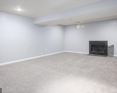 3521 Derby Shire Circle - Photo Thumbnail 18