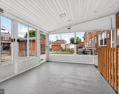 7860 Saint Claire Lane - Photo Thumbnail 5