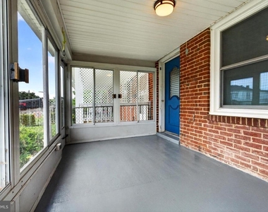 7860 Saint Claire Lane - Photo Thumbnail 3