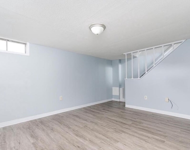 2020 Dineen Drive - Photo Thumbnail 6