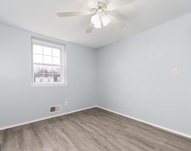 2020 Dineen Drive - Photo Thumbnail 13