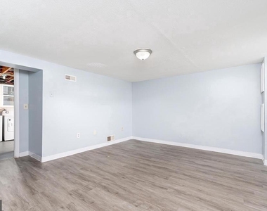 2020 Dineen Drive - Photo Thumbnail 7