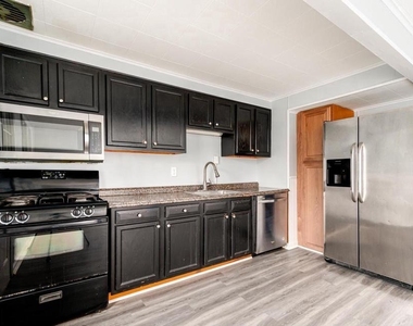 2020 Dineen Drive - Photo Thumbnail 3