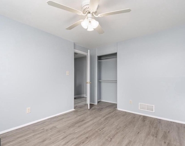2020 Dineen Drive - Photo Thumbnail 12