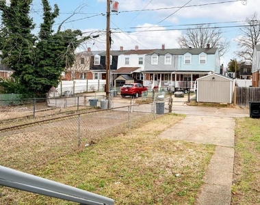 2020 Dineen Drive - Photo Thumbnail 28