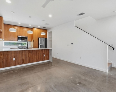 1707 Deloney St - Photo Thumbnail 1