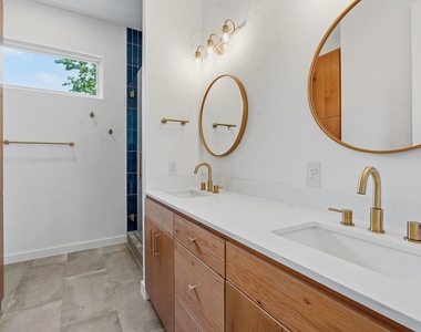 1707 Deloney St - Photo Thumbnail 15