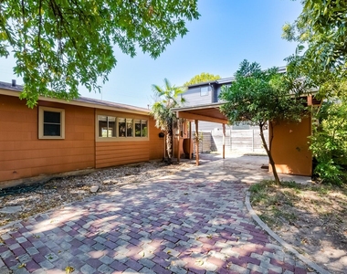 501 Krebs Ln - Photo Thumbnail 5