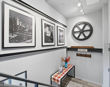 1200 Steuart Street - Photo Thumbnail 10