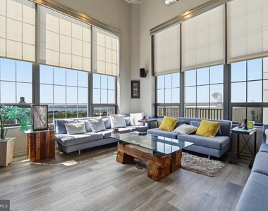 1200 Steuart Street - Photo Thumbnail 5
