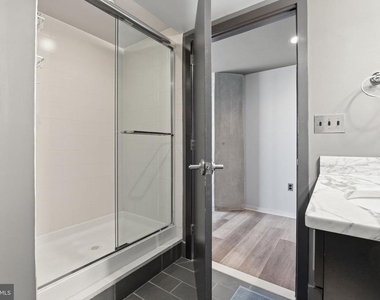 1200 Steuart Street - Photo Thumbnail 23