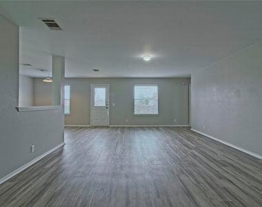 232 Brickyard Ln - Photo Thumbnail 6