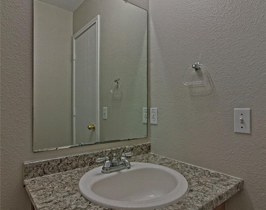232 Brickyard Ln - Photo Thumbnail 25