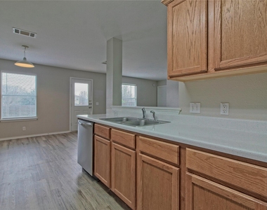 232 Brickyard Ln - Photo Thumbnail 14