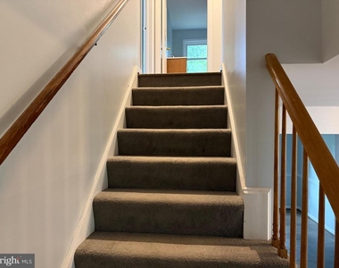 7802 Jeff Mar Dr - Photo Thumbnail 11
