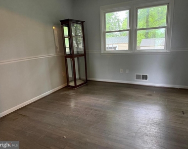7802 Jeff Mar Dr - Photo Thumbnail 16