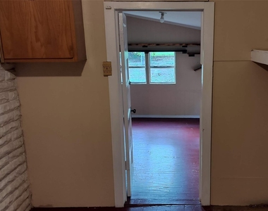15251 W State Highway 29 - Photo Thumbnail 11