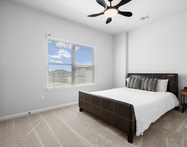 2120 Alice Jay Way - Photo Thumbnail 30