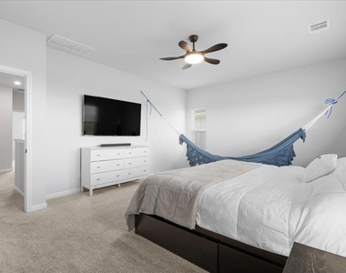 2120 Alice Jay Way - Photo Thumbnail 25
