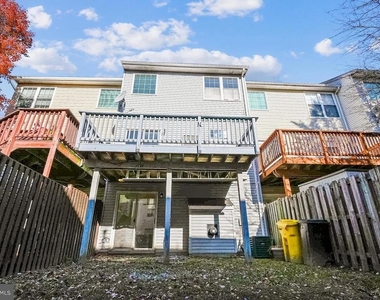 1727 Wood Carriage Way - Photo Thumbnail 25