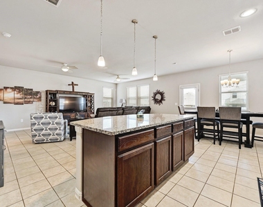 336 Wapiti Rd - Photo Thumbnail 14